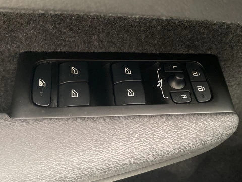 Volvo XC40 1.5 T2 MOMENTUM CORE AUTO 5P