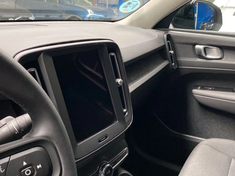 Volvo XC40 1.5 T2 MOMENTUM CORE AUTO 5P