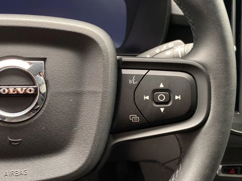 Volvo XC40 1.5 T2 MOMENTUM CORE AUTO 5P