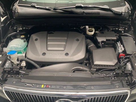 Volvo XC40 1.5 T2 MOMENTUM CORE AUTO 5P