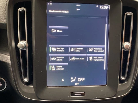 Volvo XC40 1.5 T2 MOMENTUM CORE AUTO 5P