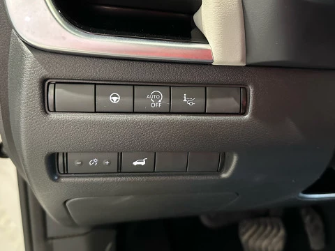 Nissan Qashqai DIG-T 116kW mHEV CVT Tekna