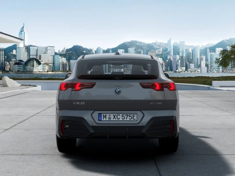BMW iX2 eDrive20