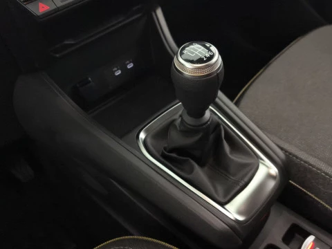 Renault Captur  TCE EQUILIBRE 74KW GLP 5P