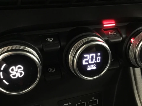 Renault Captur   TCe Zen 96kW