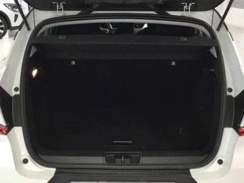 Renault Captur   TCe Zen 96kW