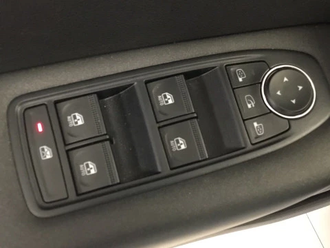 Renault Captur   TCe Zen 96kW