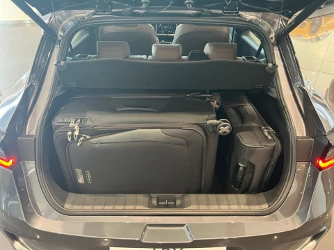 Lexus LBX 1.5 136cv HEV Elegant