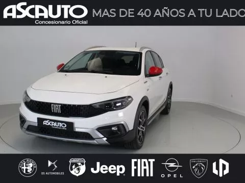 Fiat Tipo RED 1.5 HYBRID 130 DCT Fiat Tipo RED 1.5 HYBRID 130 DCT
