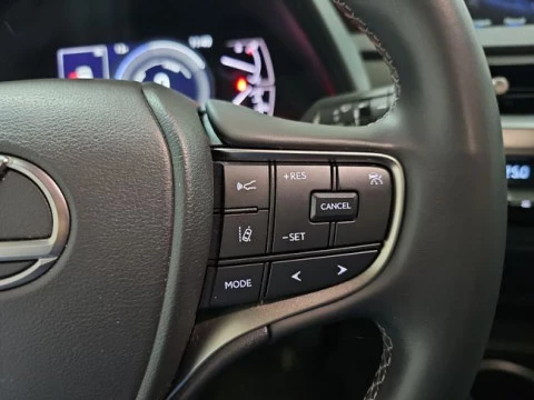 Lexus UX 2.0 250h Business