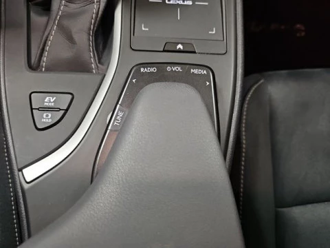 Lexus UX 2.0 250h Business