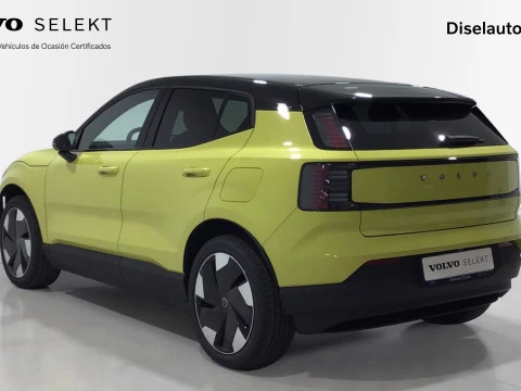 Volvo EX30 Single Motor Extended Range Plus Auto