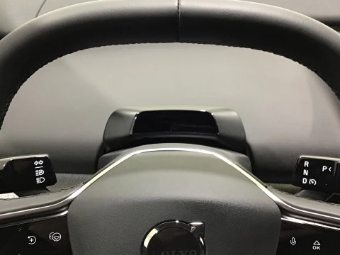 Volvo EX30 Single Motor Extended Range Plus Auto