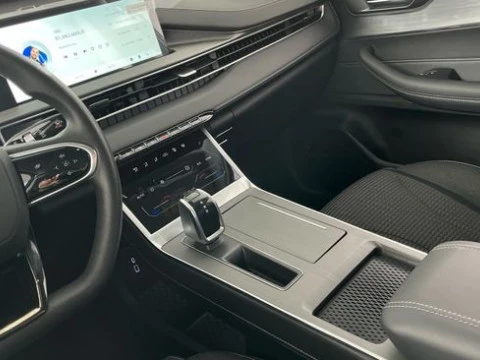 EBRO S400 1.5 DHE HEV Premium CVT