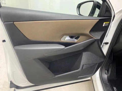 DS 7 BlueHDi 130 Automático BASTILLE +