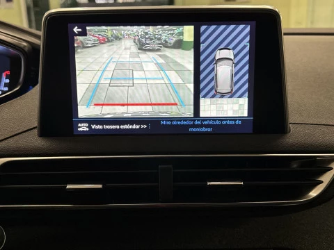 Peugeot 3008 PureTech 130 SANDS Allure 96 kW (130 CV)