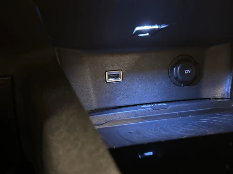 Peugeot 3008 PureTech 130 SANDS Allure 96 kW (130 CV)