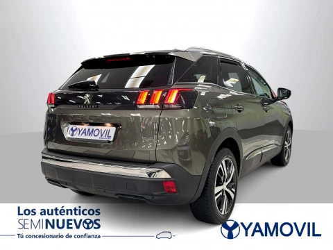 Peugeot 3008 PureTech 130 SANDS Allure 96 kW (130 CV)