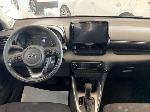 Mazda2 1.5 85 kW (116 CV) CVT Centre-line