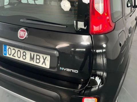 Fiat Panda Cross 1.0 Hybrid 51kw (70CV)