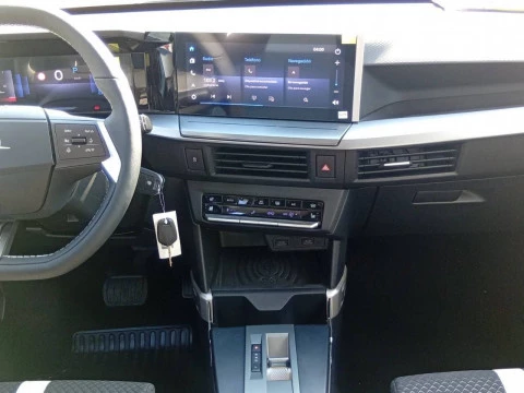 Opel Frontera 1.2T XHT Hybrid eDCT6 100kW GS
