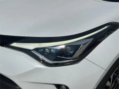 Toyota C-HR 5P Advance 180H e-CVT