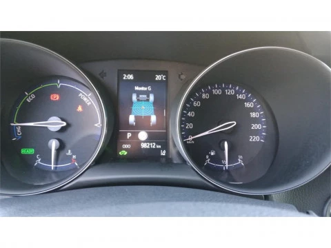 Toyota C-HR 5P Advance 180H e-CVT