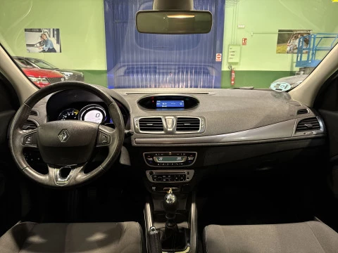 Renault Megane Limited Energy SANDS TCe 85 kW (115 CV)