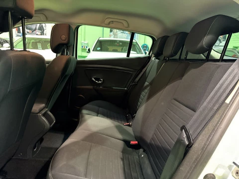 Renault Megane Limited Energy SANDS TCe 85 kW (115 CV)