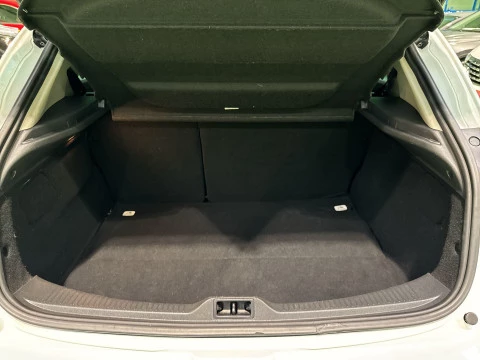 Renault Megane Limited Energy SANDS TCe 85 kW (115 CV)