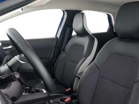 Renault Captur   TCe Techno 67kW