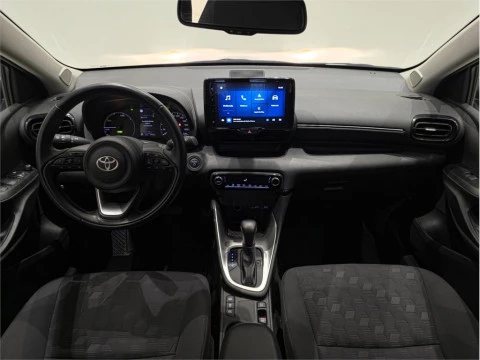 Toyota Yaris ACTIVE PLUS