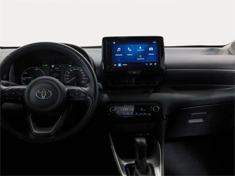 Toyota Yaris ACTIVE PLUS