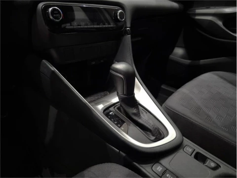 Toyota Yaris ACTIVE PLUS