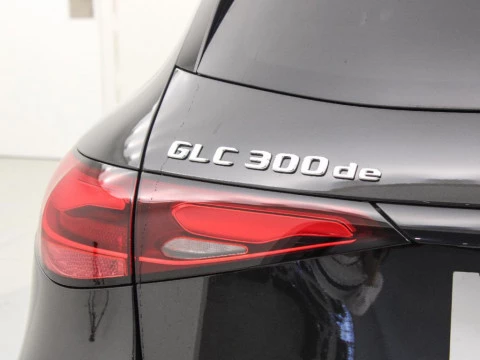 Mercedes-Benz Clase GLC 2.0 GLC 300 DE PHEV AUTO 4MATIC 333 5P