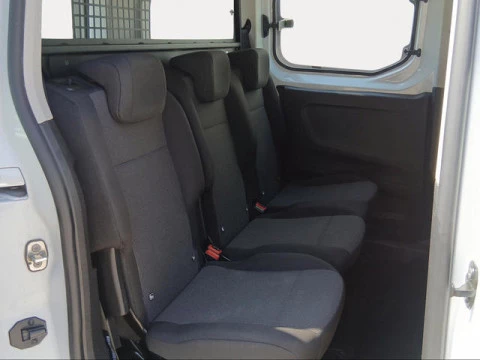 Peugeot Rifter Active Pack Business Standard BlueHDi 73 kW (100 CV)