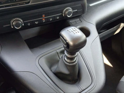 Peugeot Rifter Active Pack Business Standard BlueHDi 73 kW (100 CV)