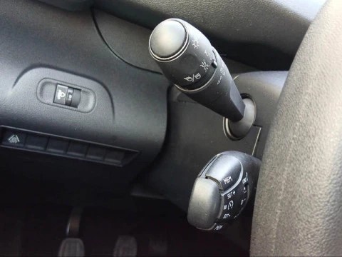 Peugeot Rifter Active Pack Business Standard BlueHDi 73 kW (100 CV)