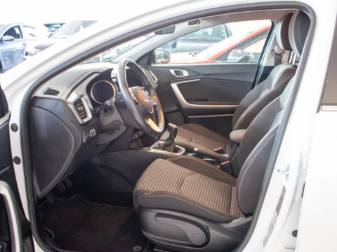 Kia Ceed fam. 1.0 T-GDI 74KW DRIVE TOURER 5P