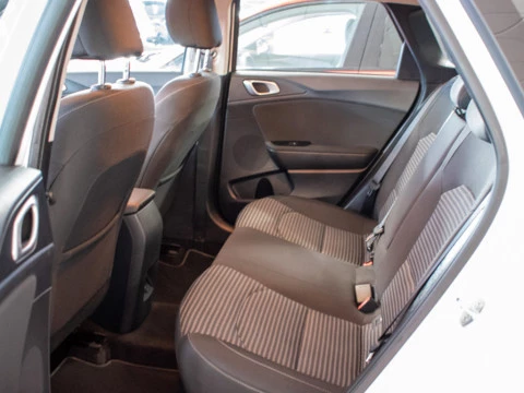 Kia Ceed fam. 1.0 T-GDI 74KW DRIVE TOURER 5P