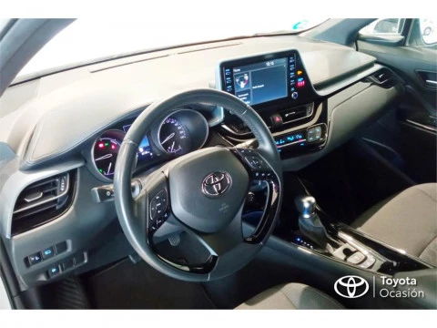 Toyota C-HR 5P Advance 125H e-CVT
