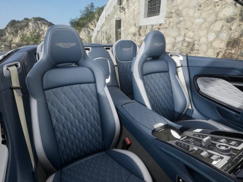 Aston Martin DB12 4.0 V8 Volante Auto