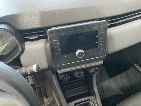 Renault Clio Business TCe 67 kW (90CV)