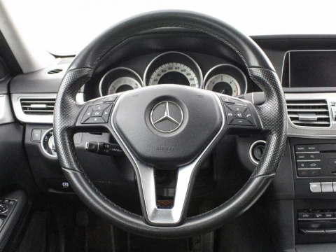 Mercedes-Benz Clase E 2.1 E 220 BLUETEC 170 4P