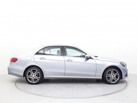 Mercedes-Benz Clase E 2.1 E 220 BLUETEC 170 4P