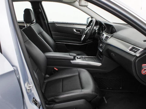 Mercedes-Benz Clase E 2.1 E 220 BLUETEC 170 4P