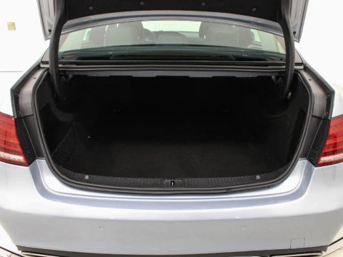 Mercedes-Benz Clase E 2.1 E 220 BLUETEC 170 4P