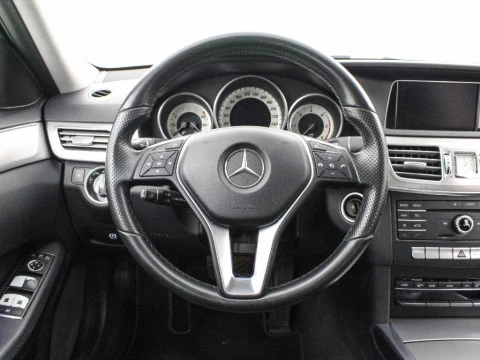 Mercedes-Benz Clase E 2.1 E 220 BLUETEC 170 4P