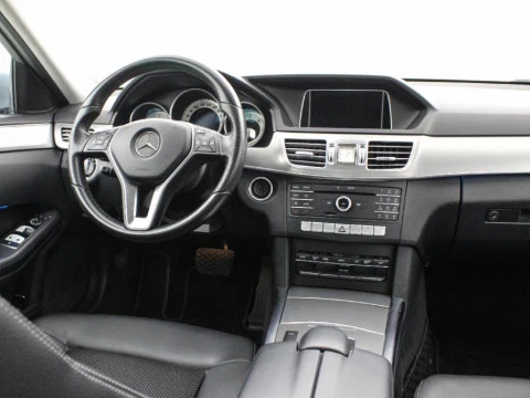 Mercedes-Benz Clase E 2.1 E 220 BLUETEC 170 4P