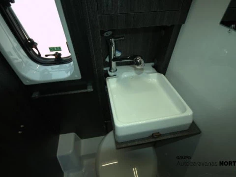 BENIMAR ECOVIP BENIVAN 104 UP